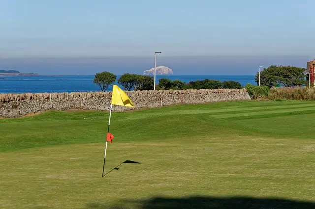 Golf in the wind